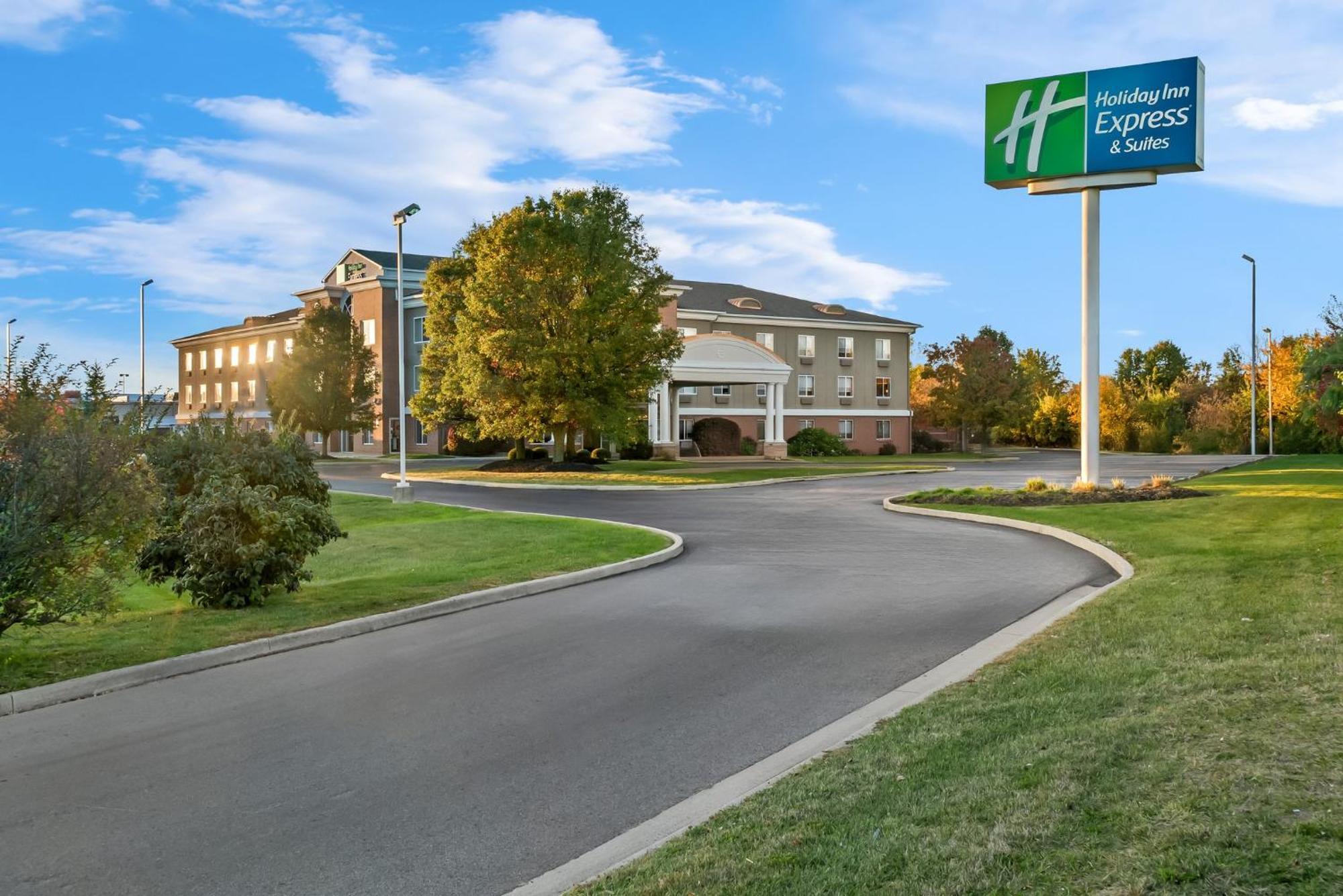 Holiday Inn Express Hotel & Suites Marion By Ihg Exterior photo