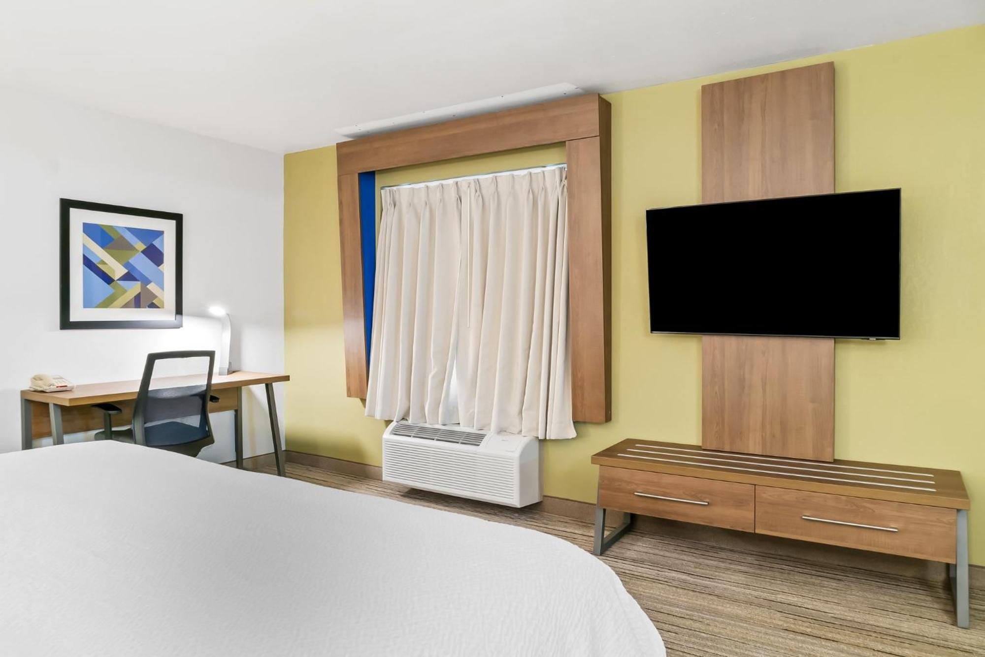 Holiday Inn Express Hotel & Suites Marion By Ihg Exterior photo