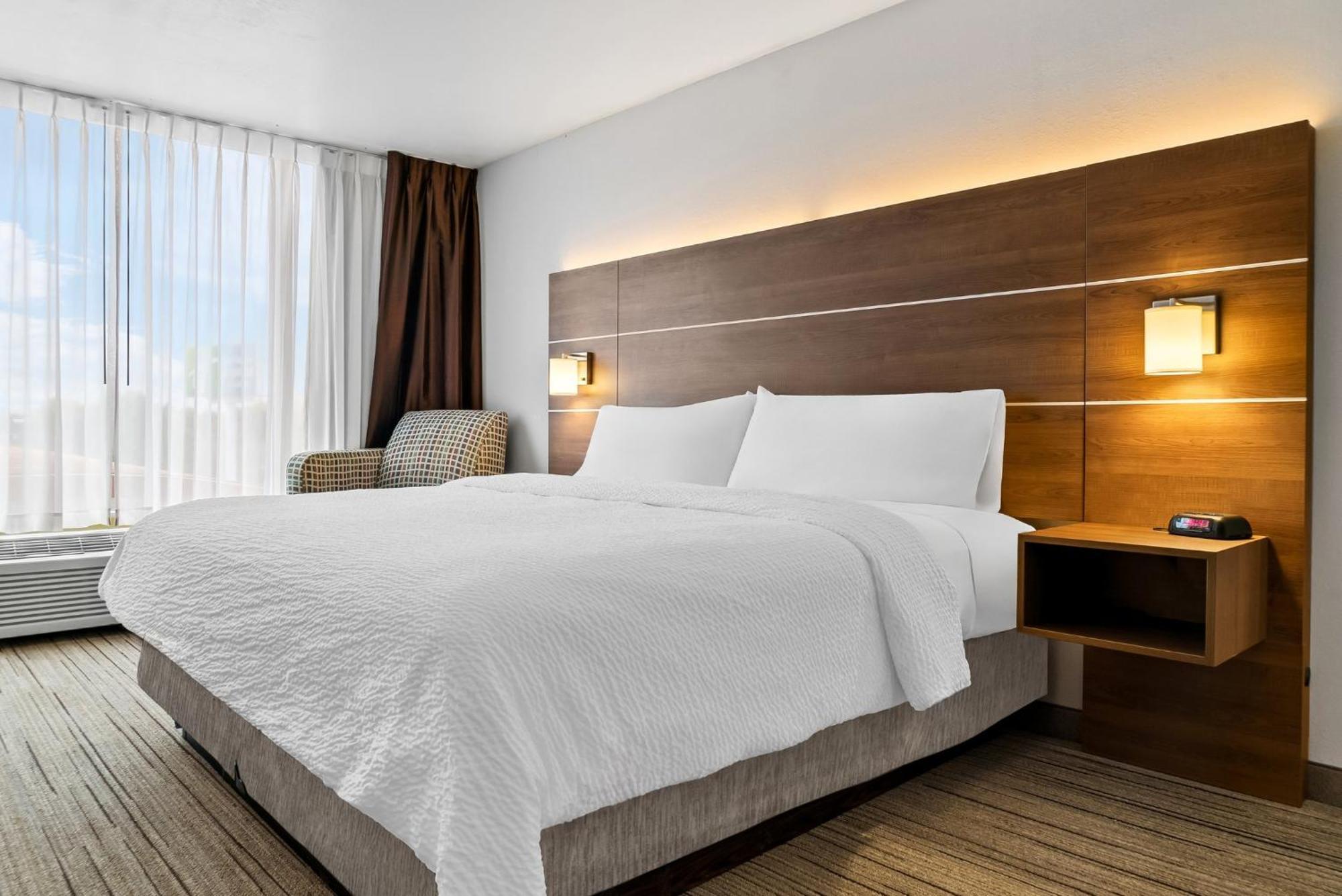 Holiday Inn Express Hotel & Suites Marion By Ihg Exterior photo