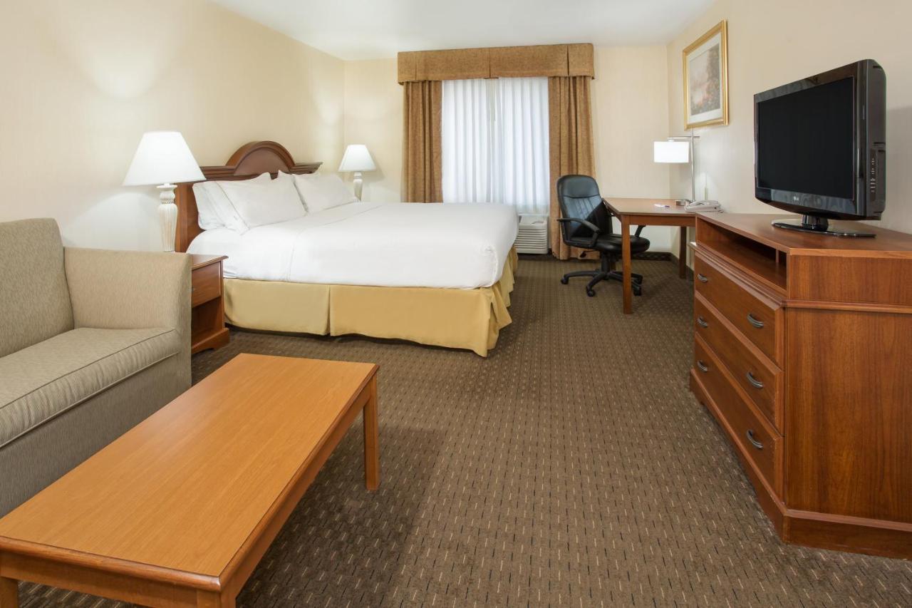 Holiday Inn Express Hotel & Suites Marion By Ihg Exterior photo